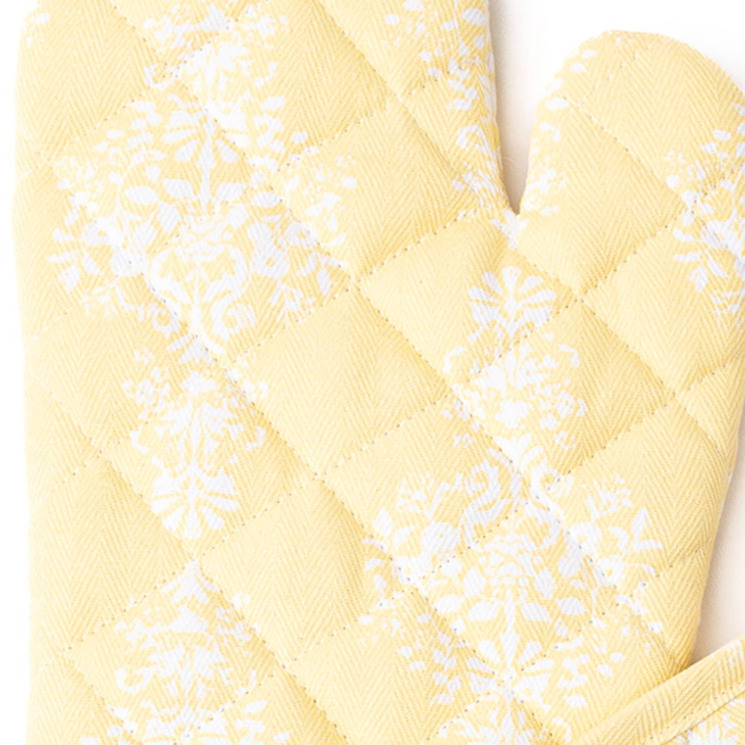 8 Oak Lane Golden Damask Oven Mitt Set