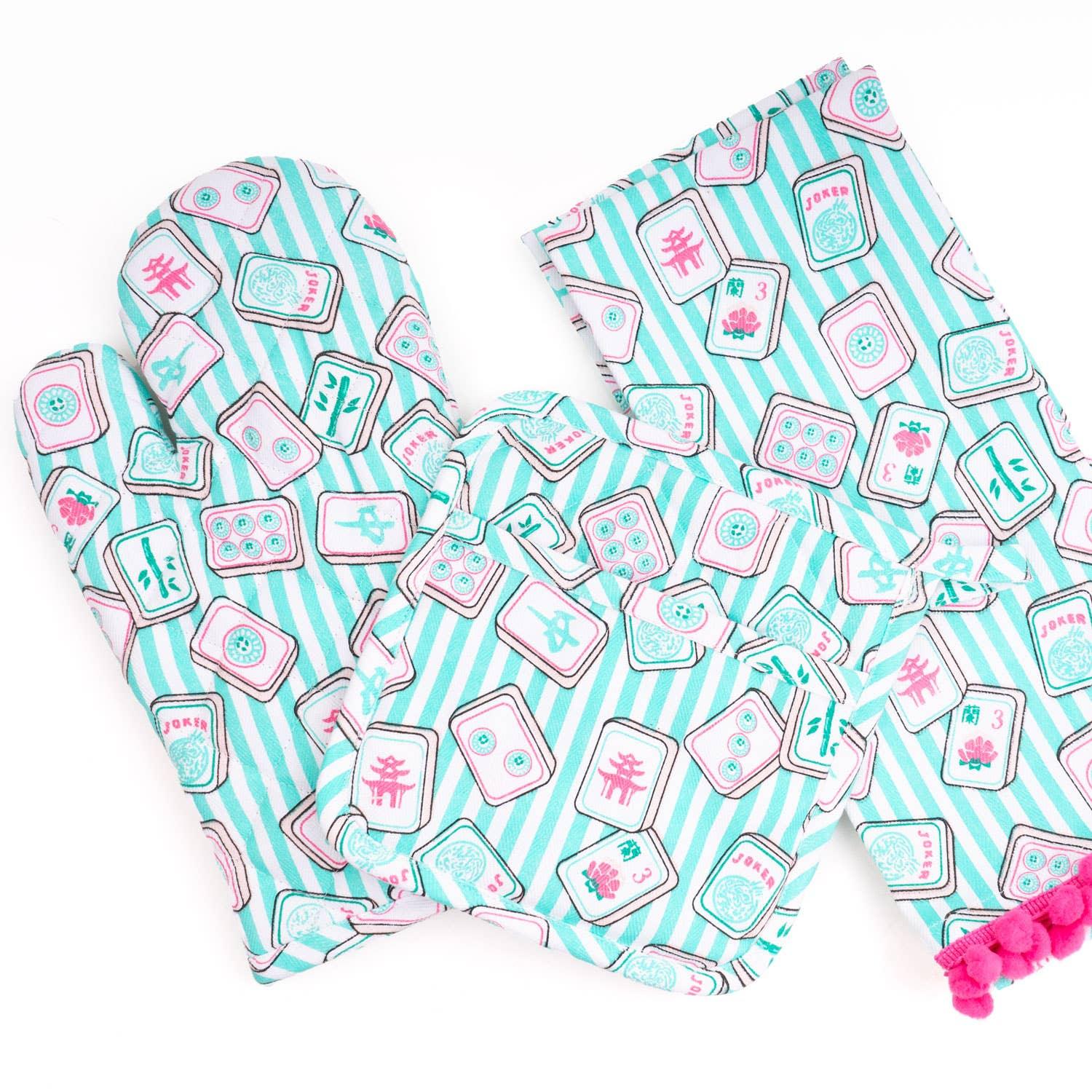 8 Oak Lane Mahjong Stripe Oven Mitt Set